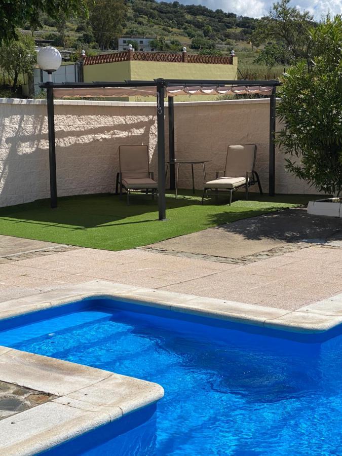 Casa Rural Montes De Trigo Jerez De Los Caballeros Extérieur photo