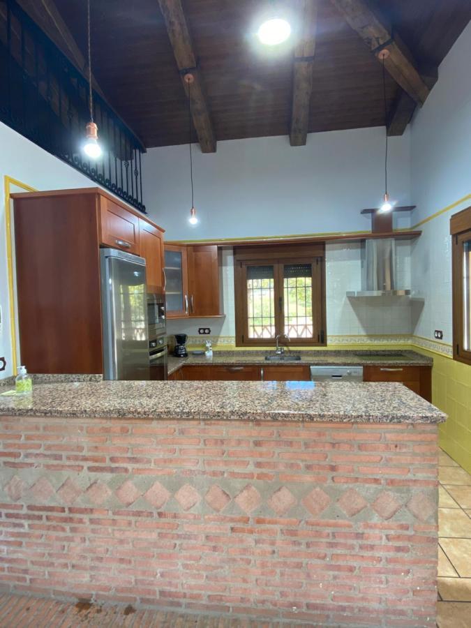 Casa Rural Montes De Trigo Jerez De Los Caballeros Extérieur photo