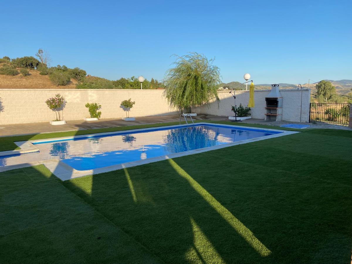 Casa Rural Montes De Trigo Jerez De Los Caballeros Extérieur photo